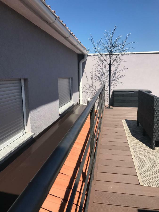 Apartments Bonvenon2Pula Exterior foto
